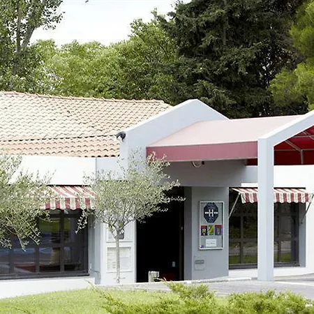 Campanile Aix En Provence Ouest Jas-de-bouffan Hotel